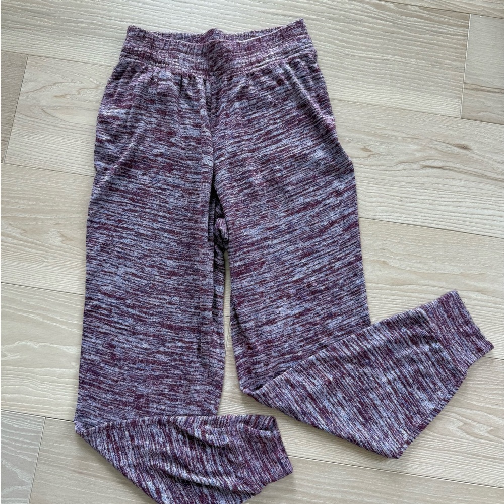 Old Navy Marled Heather Joggers in Plum